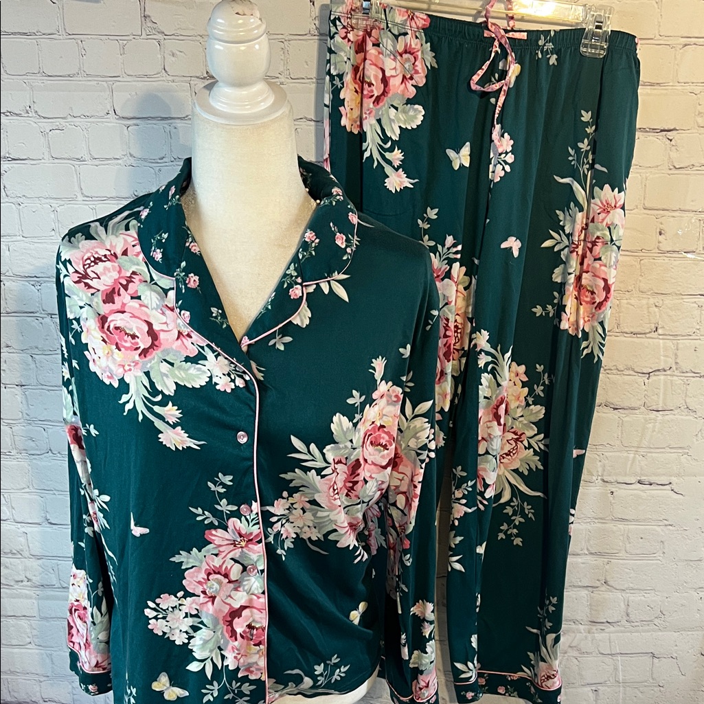 2 Piece Flora Nikrooz Floral Pajama Set In Green And Pink Button Down